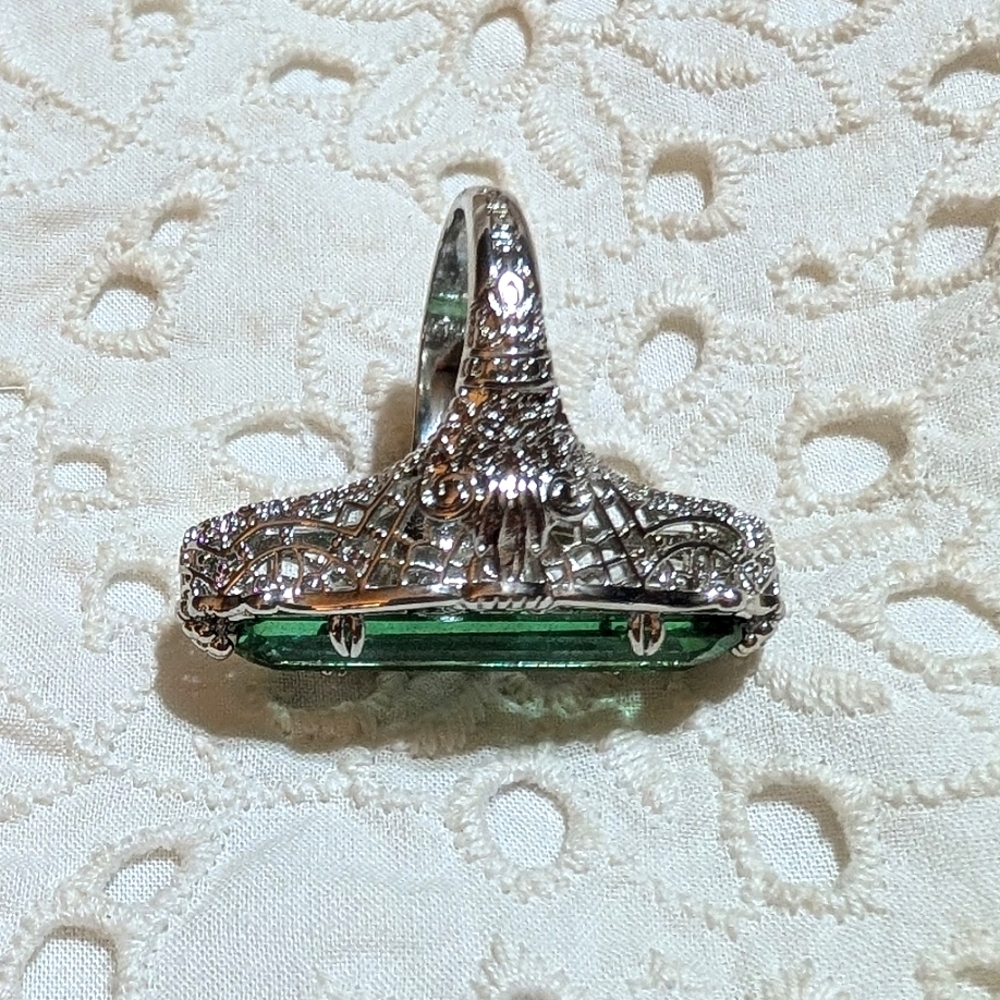 VTG Style Sterling Filigree Peridot Ring - Picture 5 of 7